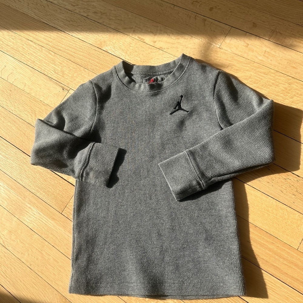 Jordan Essentials Waffle Knit Long Sleeve T-Shirt - Picture 2 of 4